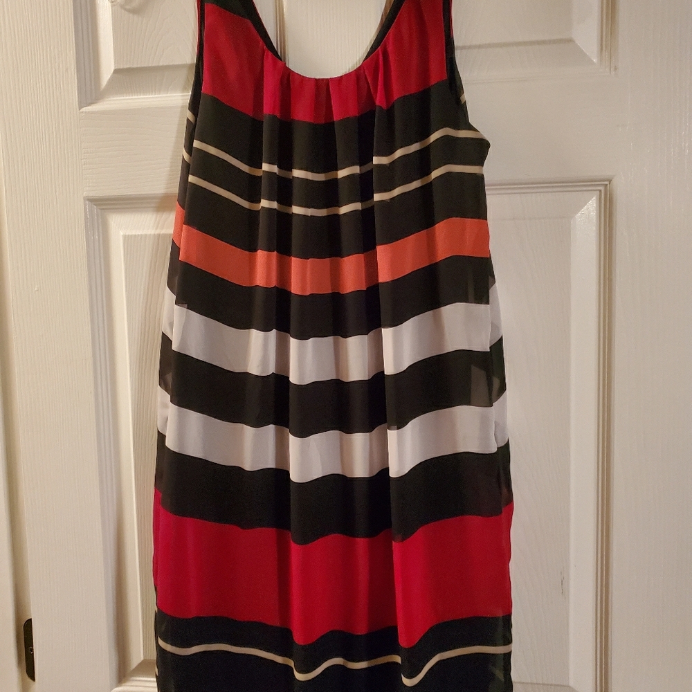 Sleveless dress